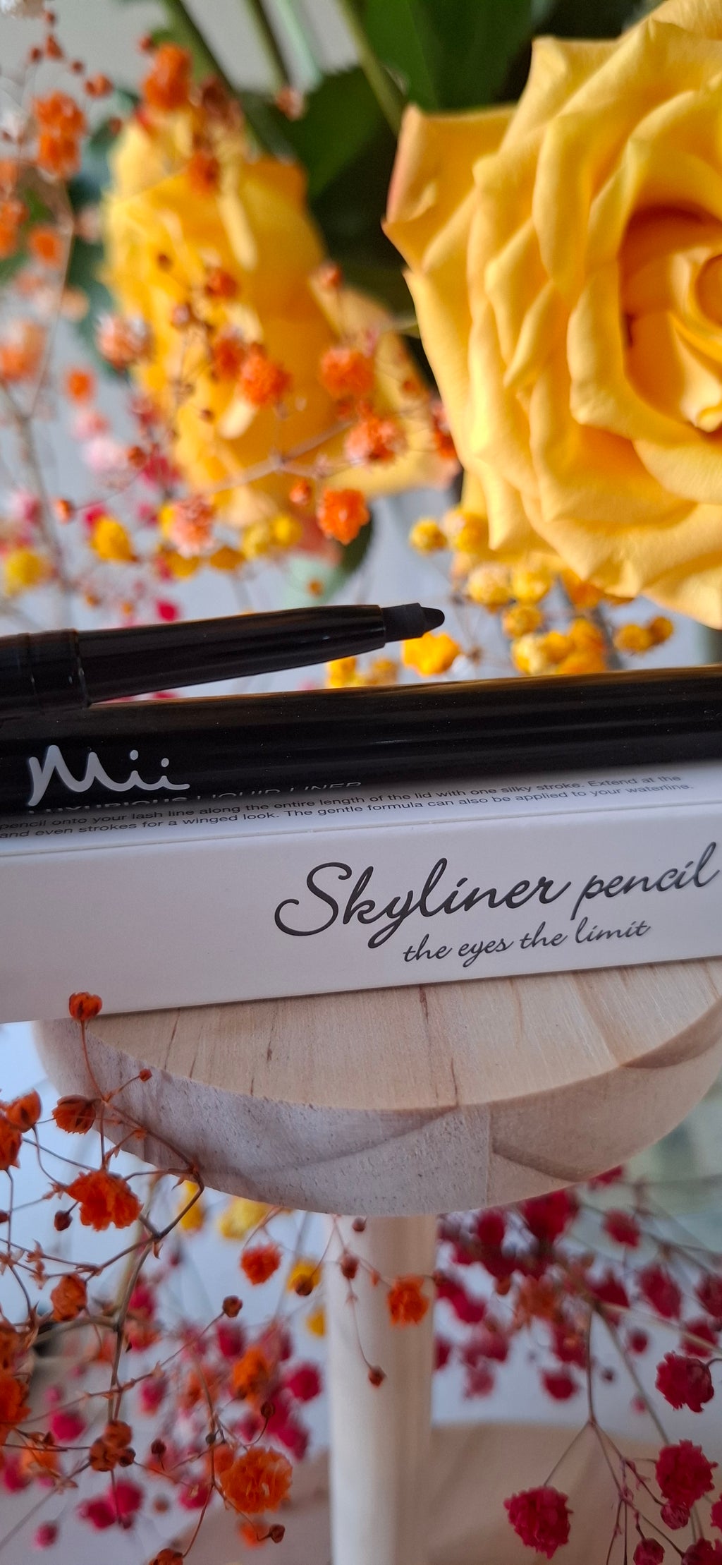 Mii Skyliner Pencil - Midnight 01
Midnight 01