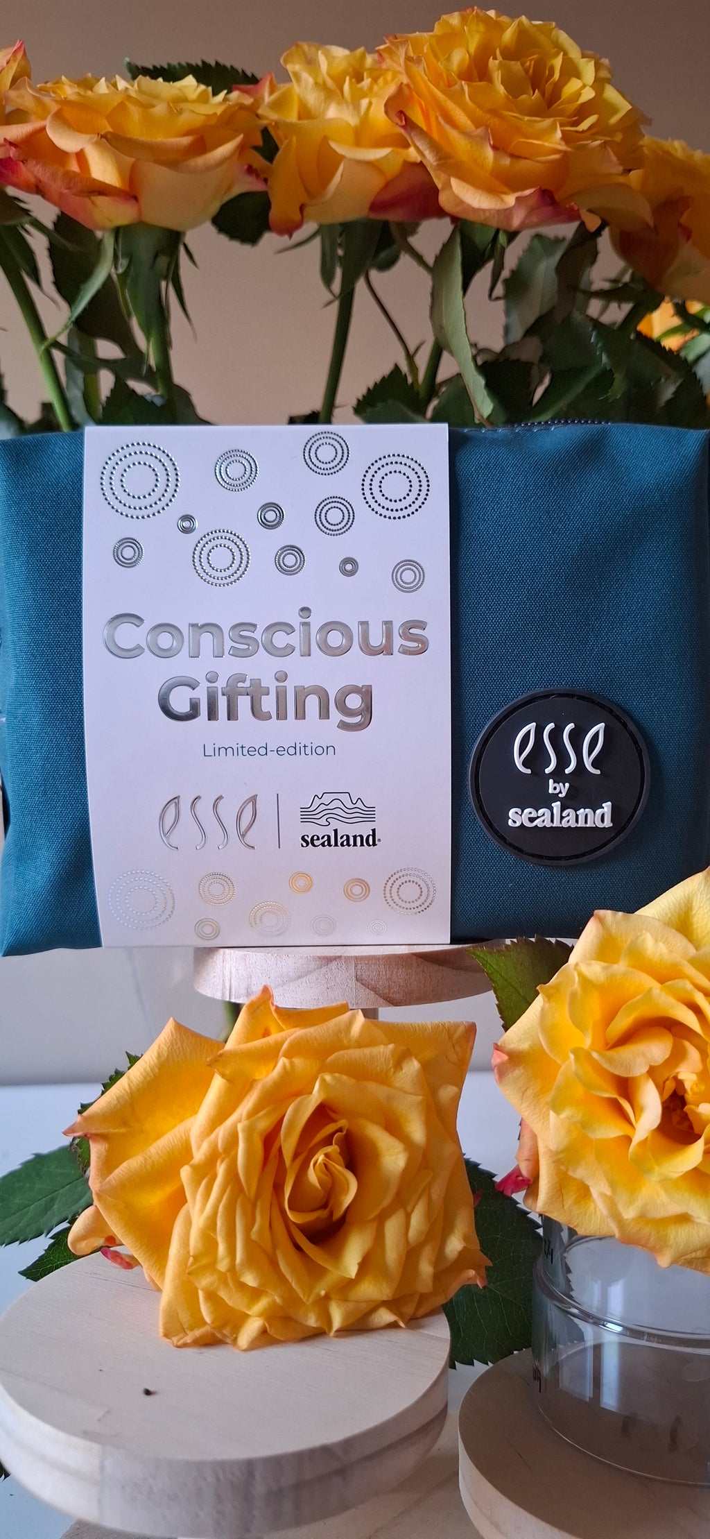 Julegave fra Esse Skincare. Conscious Gifting. Limited- edition.