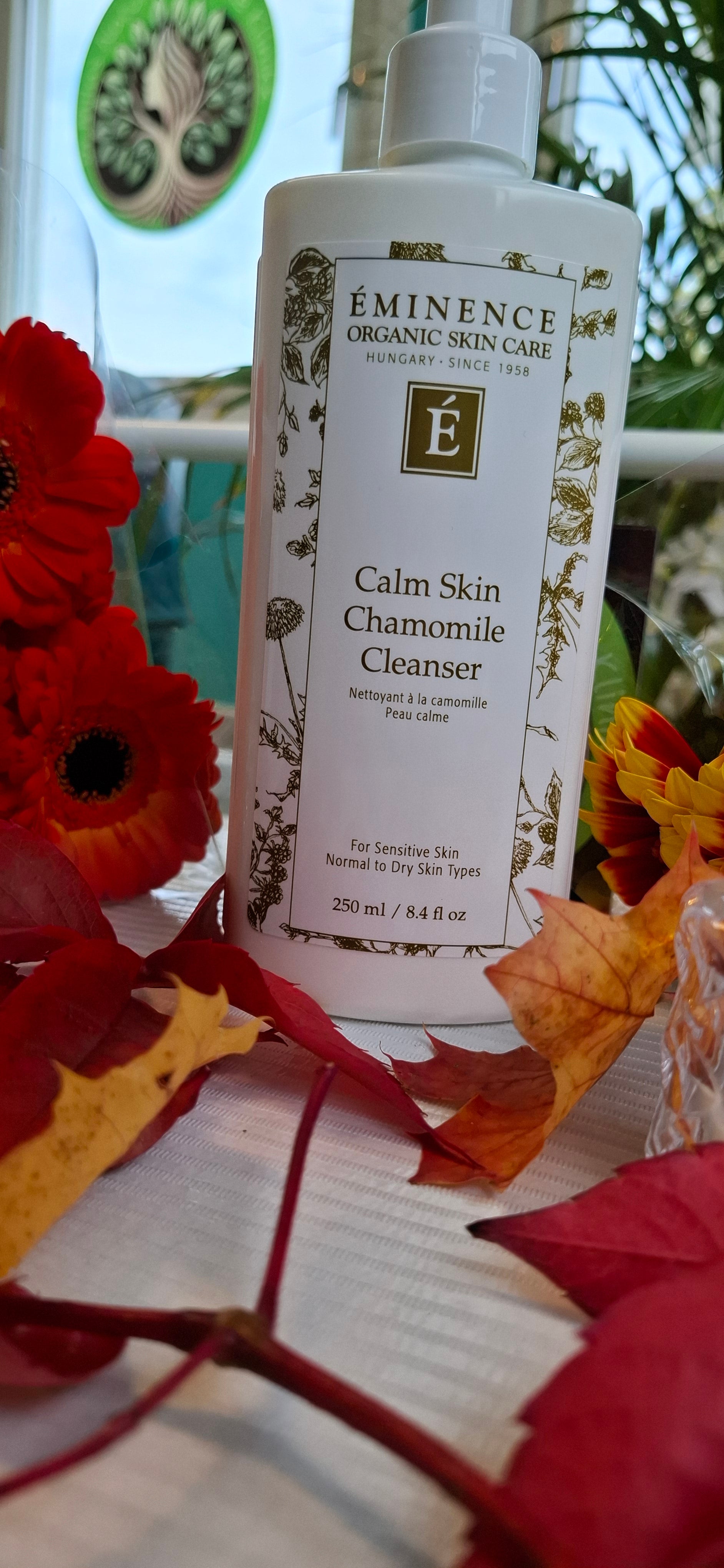 CALM SKIN CHAMOMILE CLEANSER.  Roende rens som demp­er rødhet. (Eminense Organics Skincare)