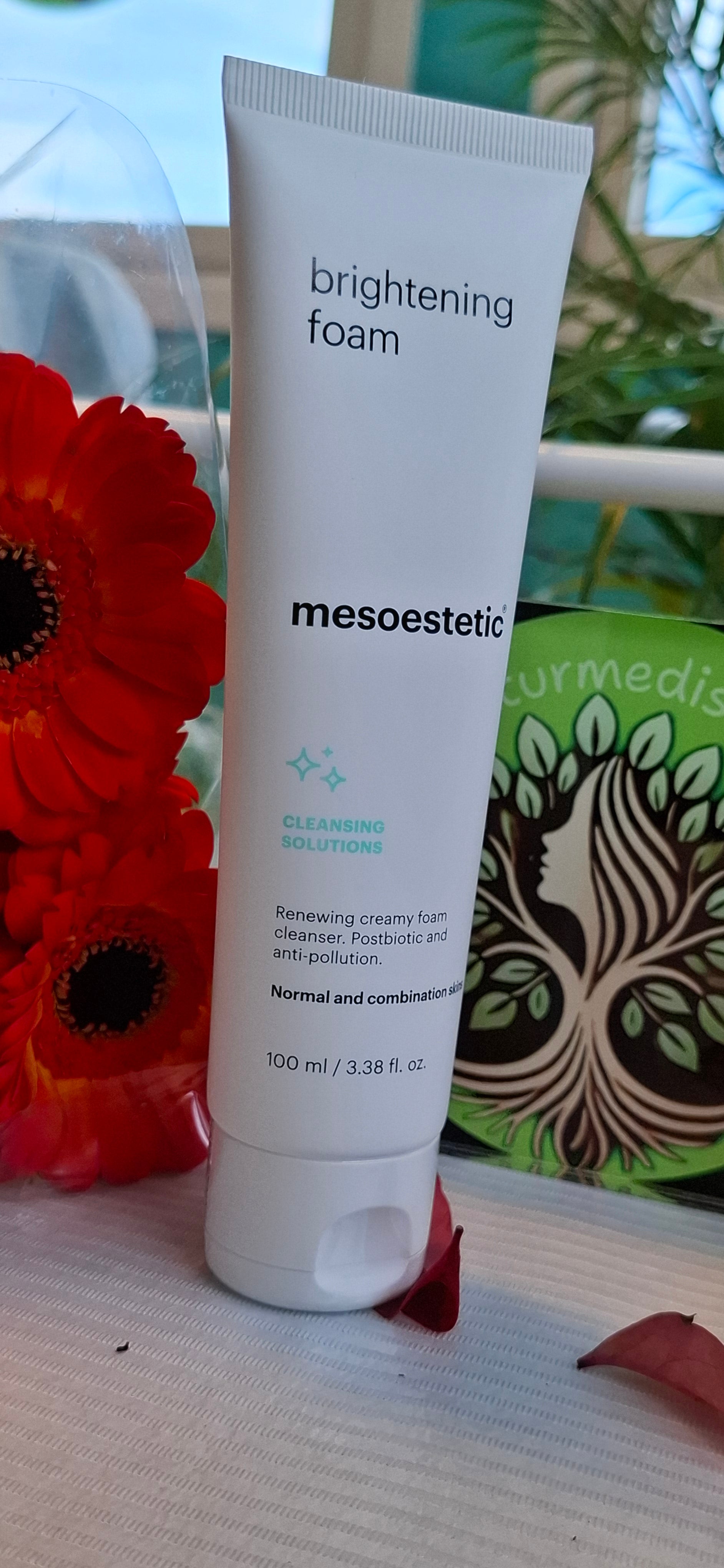 BRIGHTENING FOAM, cleansing solution. Creamy cleansing foam with AHA’s. (Mesoestetic)