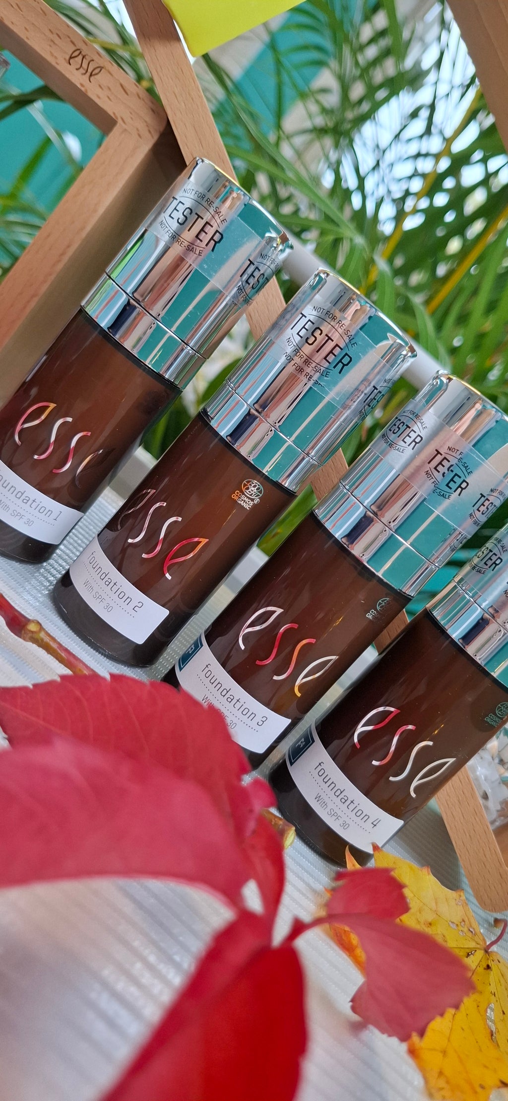 FOUNDATION 4 (F4), Esse Skincare, mikrobiomvennlig dekning for sensitiv hud.