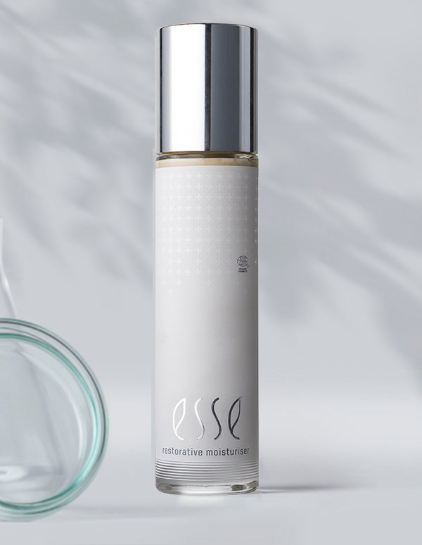 ESSE Restorative Moisture M10