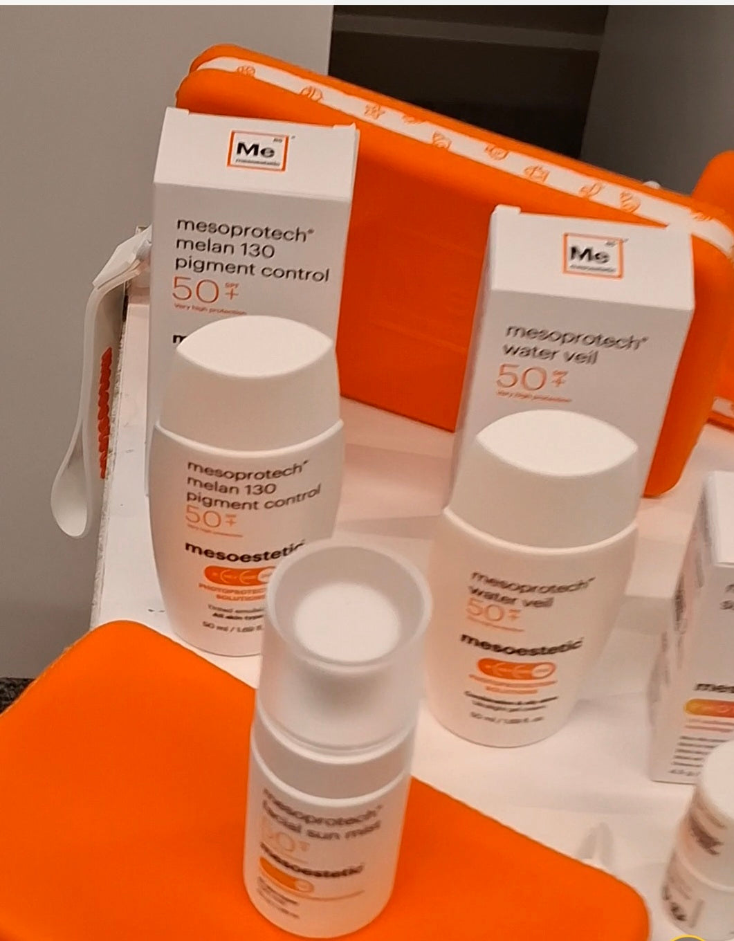 Mesoestetic Vannfast Mobilveske