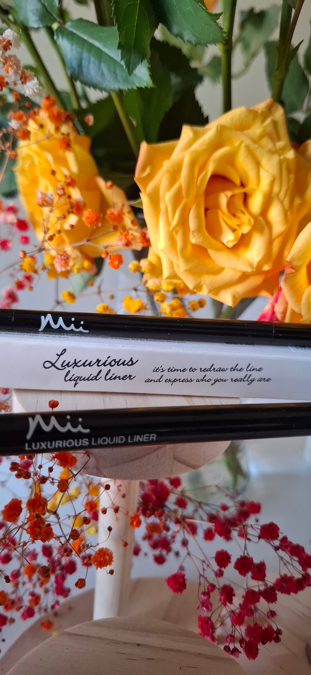 Mii Luxurious Liquid Liner
Lavish 02