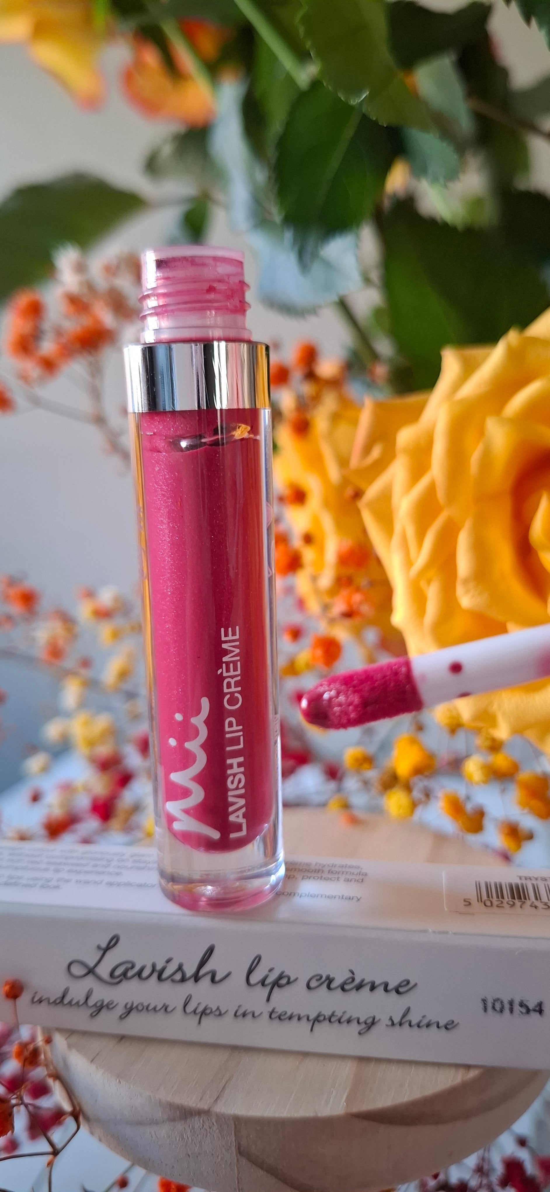 Mii Lavish Lip Creme
Tryst 05