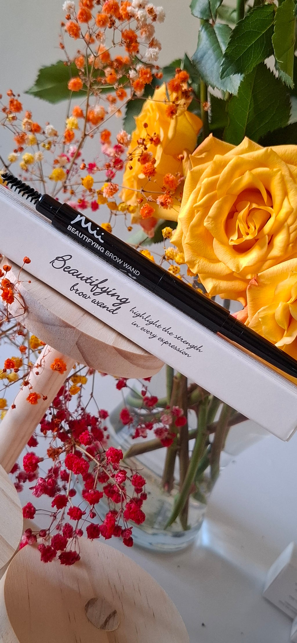 Mii Beautifying Brow Wand
Truly Medium 02