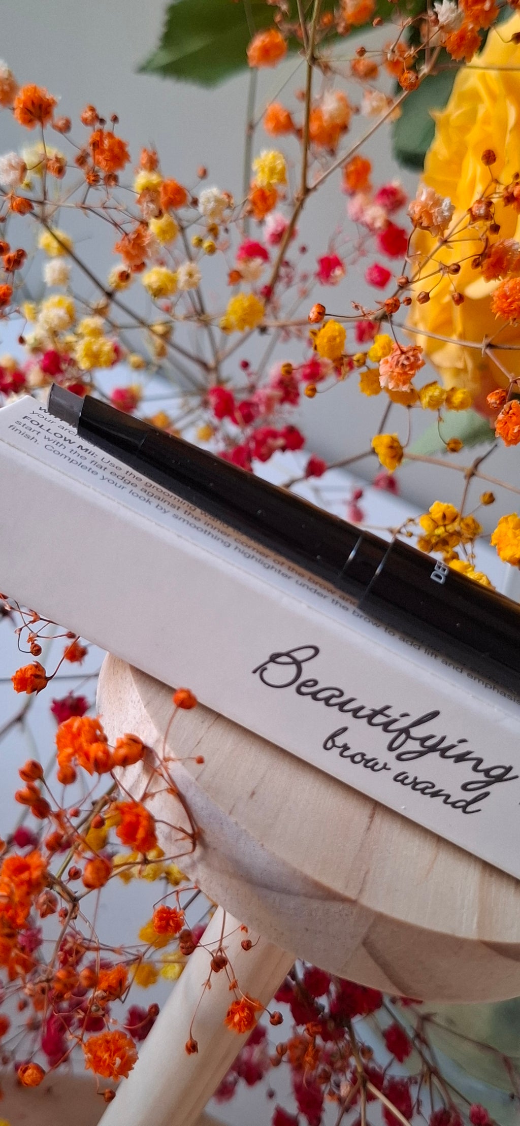 Mii Beautifying Brow Wand
Truly Medium 02