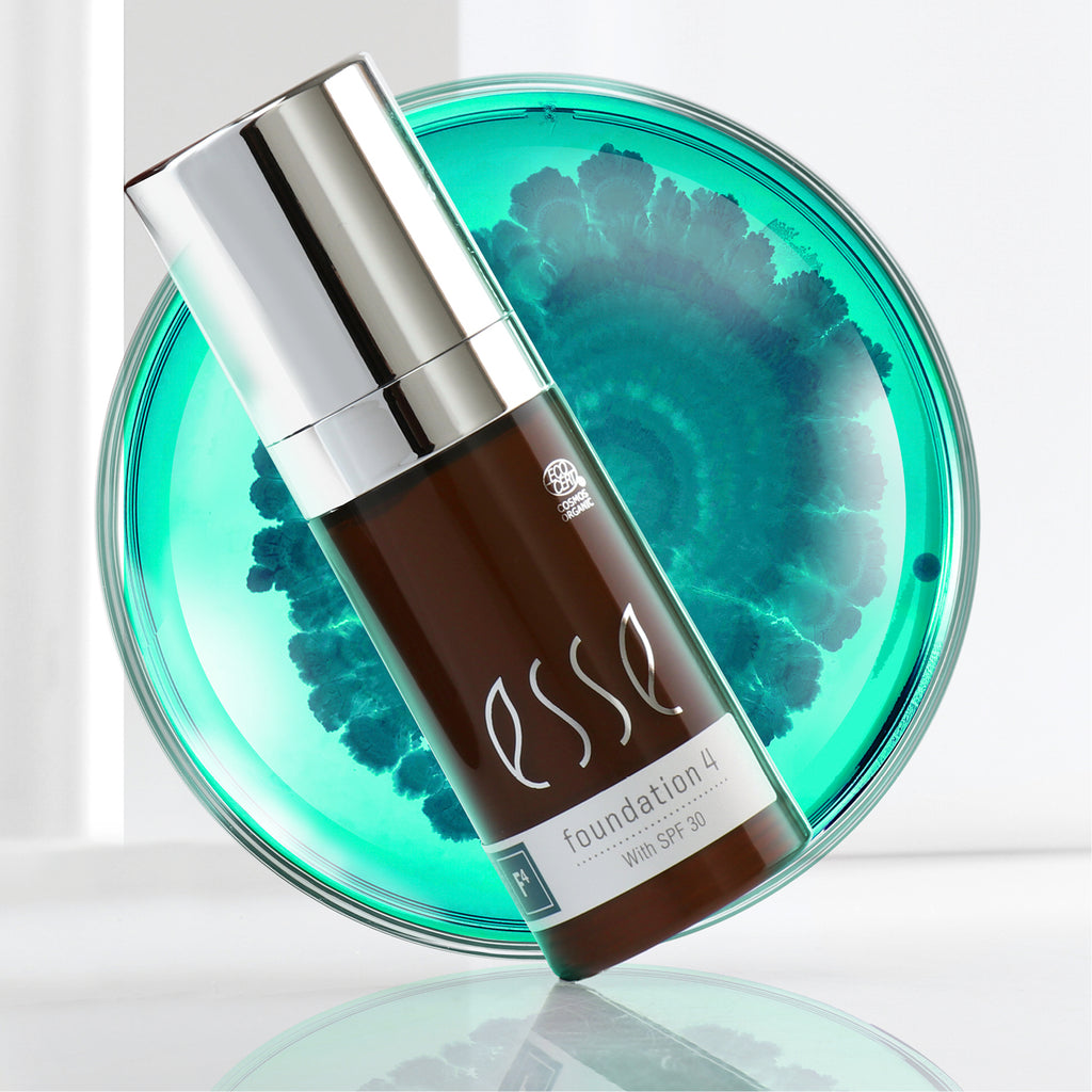 FOUNDATION 4 (F4), Esse Skincare, mikrobiomvennlig dekning for sensitiv hud.