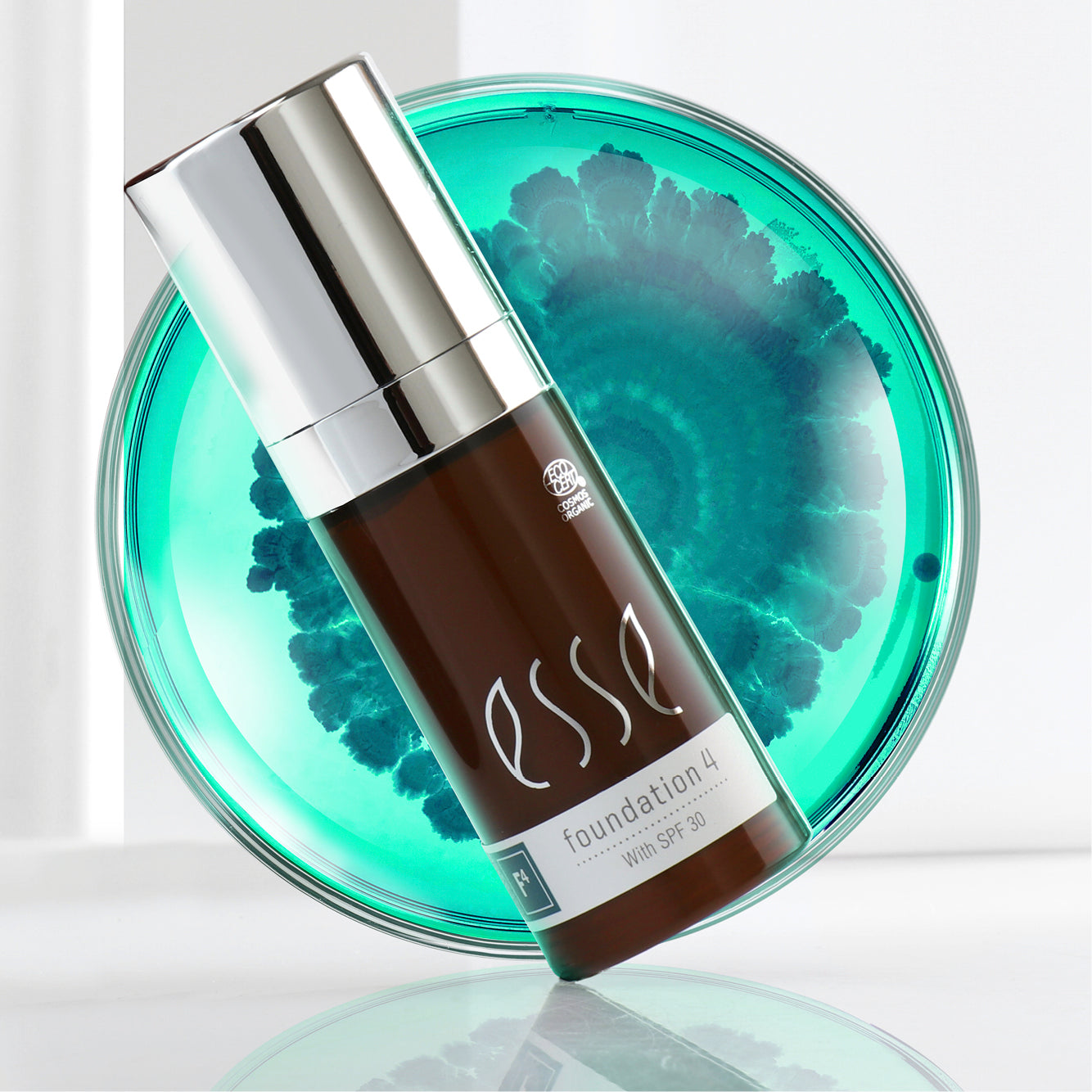 FOUNDATION 4 (F4), Esse Skincare, mikrobiomvennlig dekning for sensitiv hud.