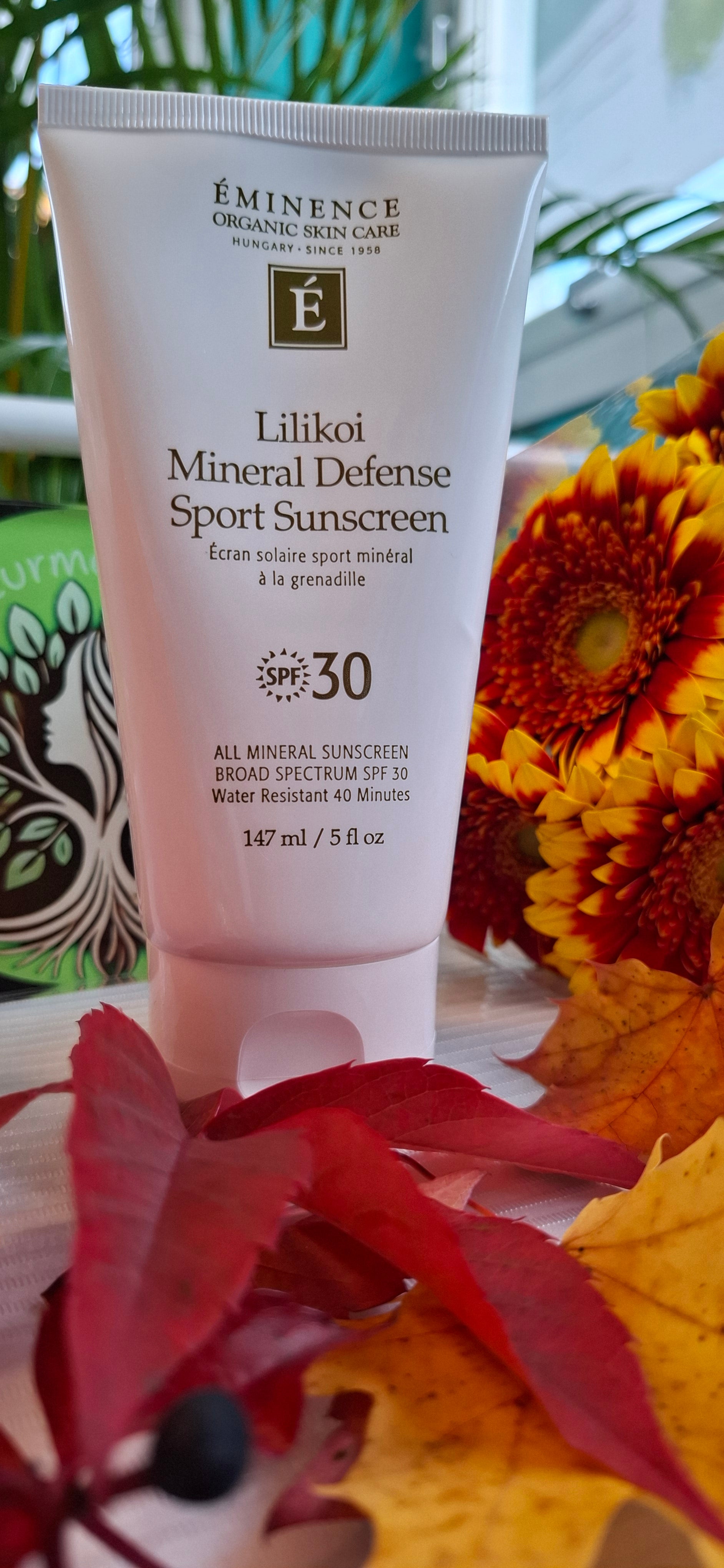 LiLiKOi LiGhT DEFENCE SPORT SUNSCREEN, SPF30. All Mineral Sunscreen Broad Spectrum SPF30- vannresisten i 40min. (Eminense Organics Skincare).