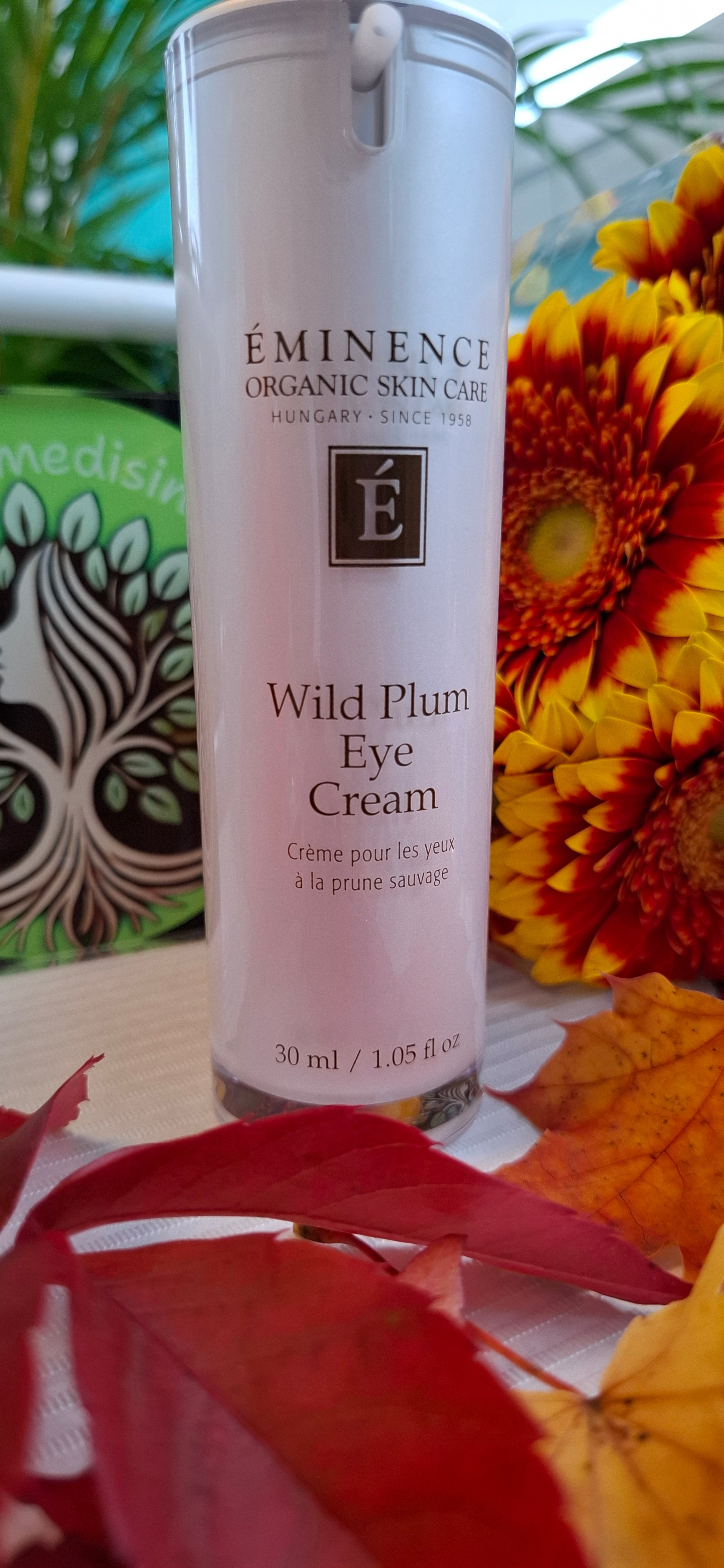 WILD PLUM EYE CREM. Foryngende øyekrem som motvirker Tegn på tørrhet. (Eminense Organics Skincare)