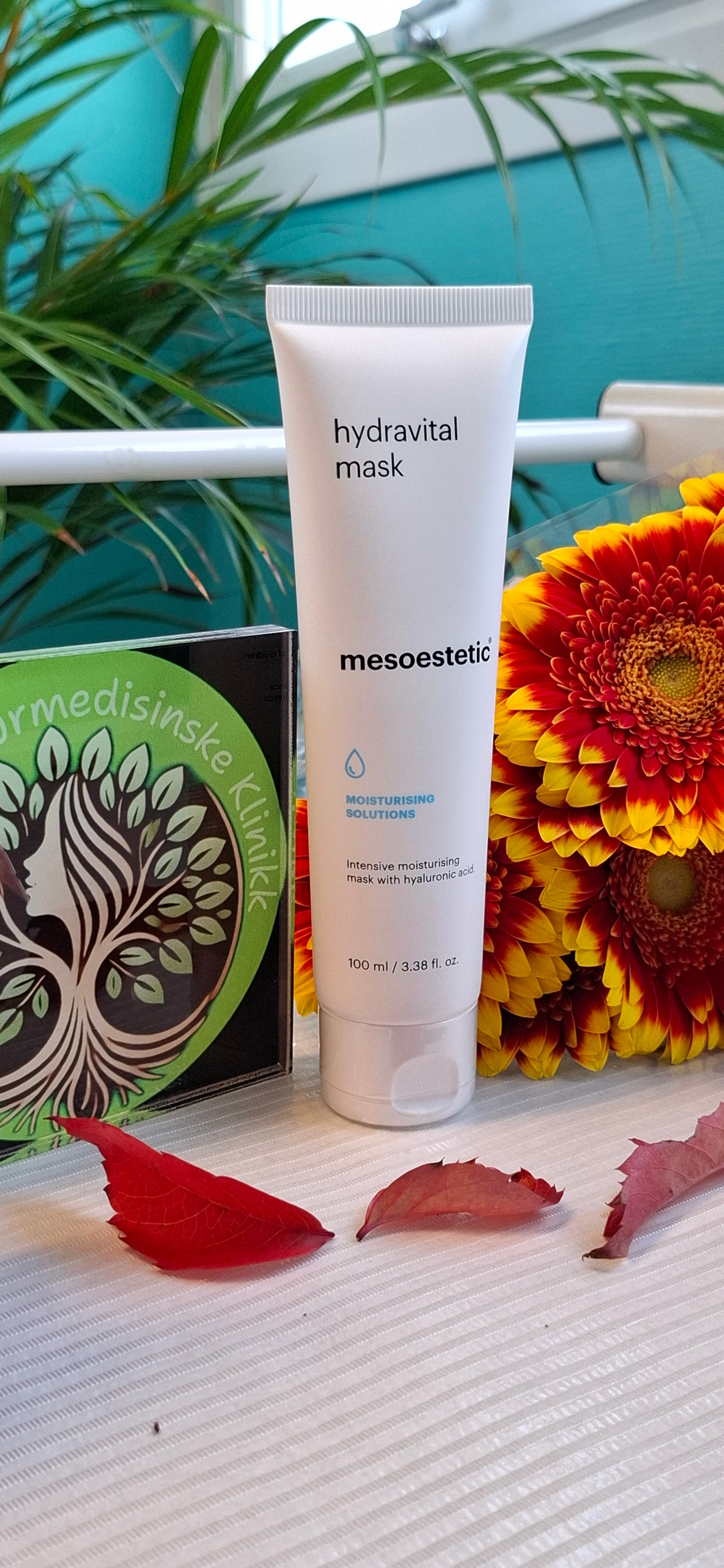 HYDRAVITAL MASK. Intensive moisturising mask for dry and dehydrated skin. (Mesoestetic)